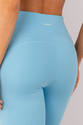 Calça Legging com Bolsos na Lateral Cós (Azul Céu) | Ref: K4592-A