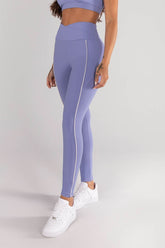 Calça Legging com Cós Transpassado e Bolsos com Vivo (Lavanda / Vanilla) | Ref: K4618-C