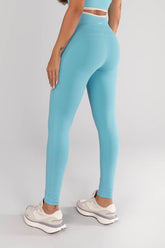 Calça Legging com Recortes e Vira (Brisa / Off-White) | Ref: K4622-A