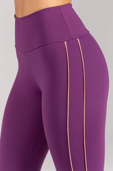 Calça Legging com Vivos na Lateral e Recorte (Ametista / Rose) | Ref: K4677-B