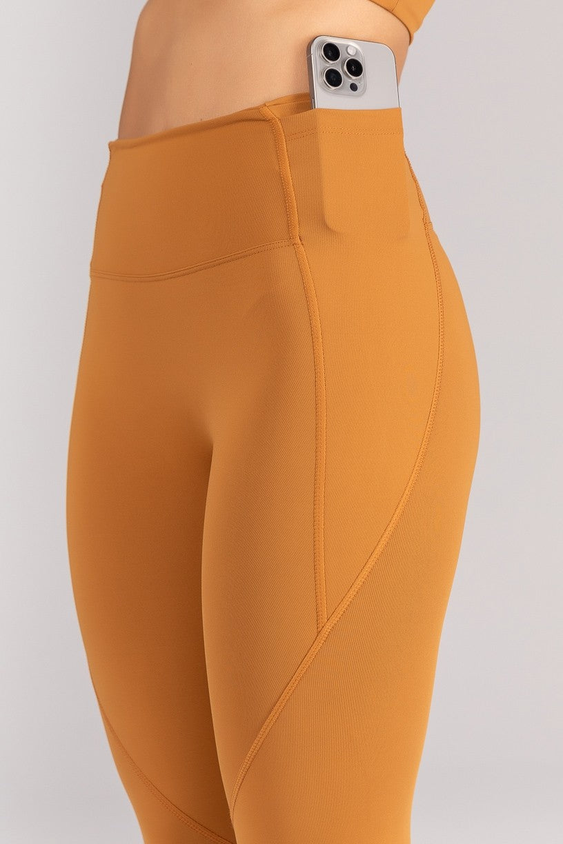 Calça Legging sem Gancho com Bolso e Cobertura (Amêndoa) | Ref: K4680-B