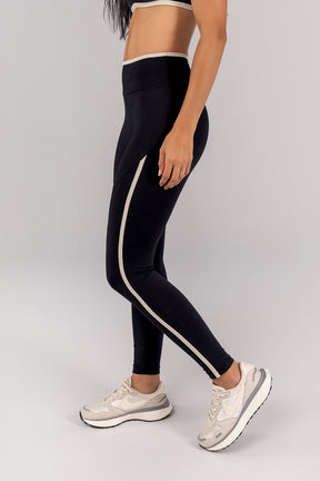 Calça Legging com Chapado e Vira (Preto / Off-White) | Ref: K4694-A